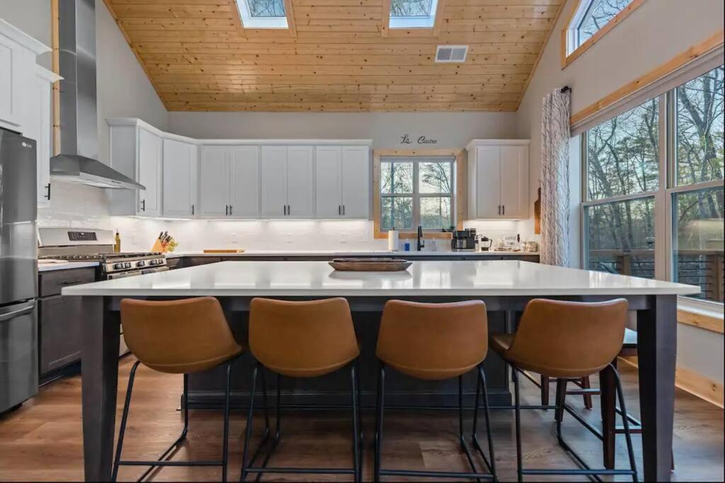 Peaceful Modern Chalet In Ellijay Extérieur photo